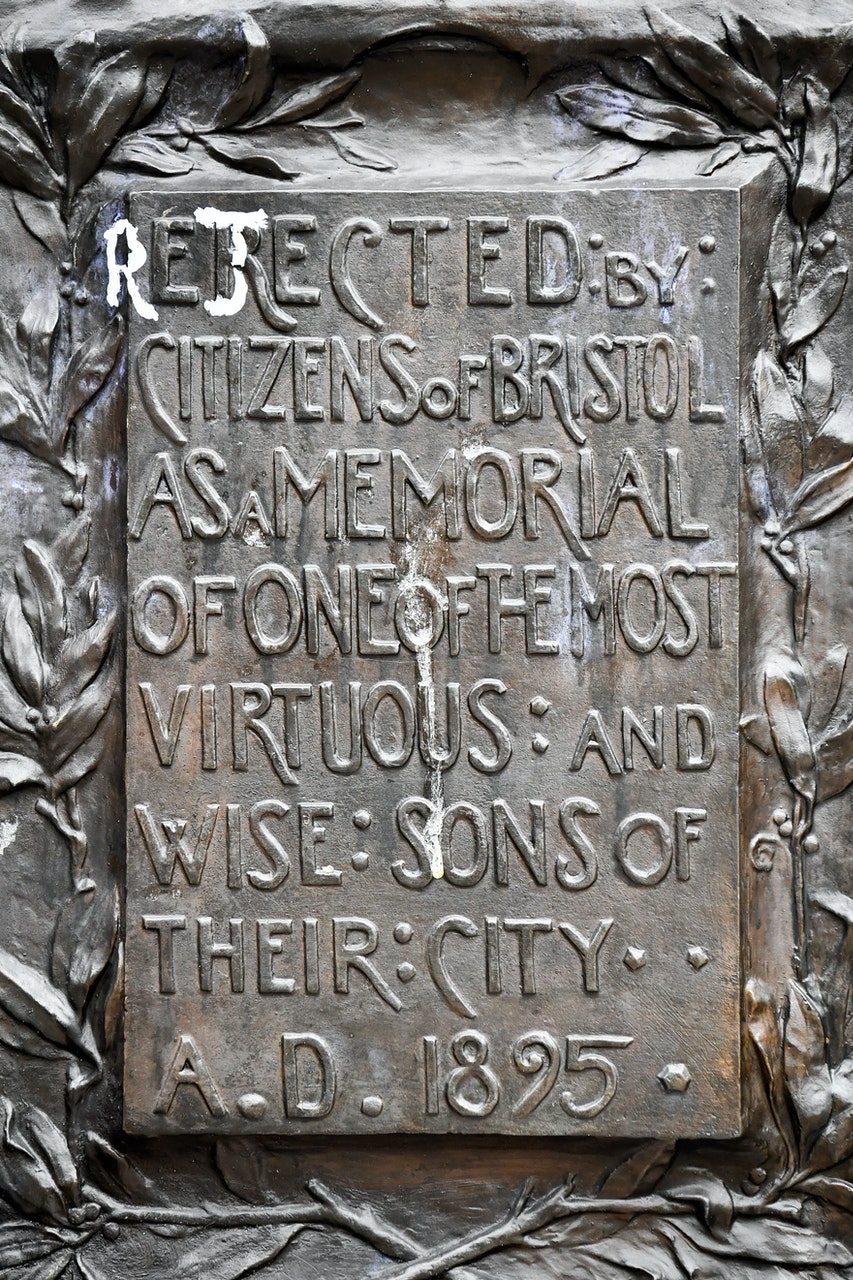 Colston statue inscription - enlarge